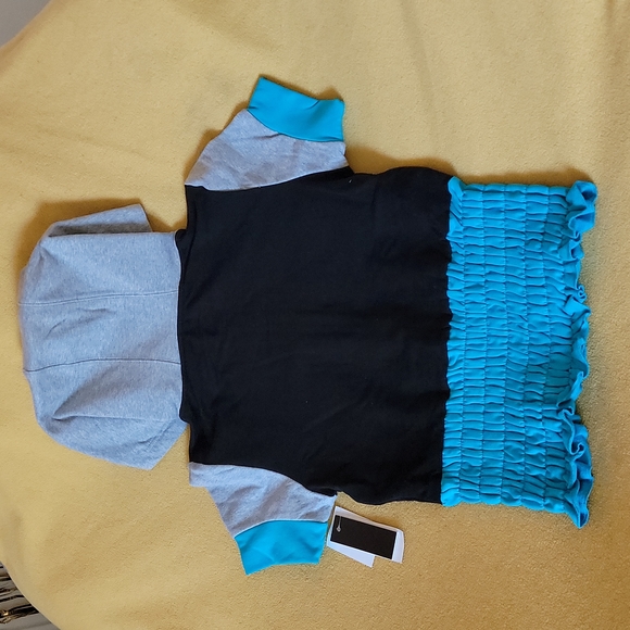 RED By MARCECKO HOODIE - Picture 5 of 8